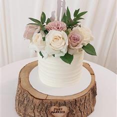 Rustic Just Married Cake Log 