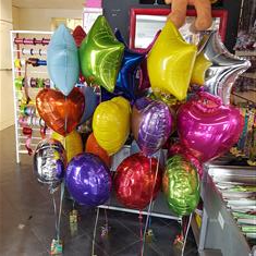 Plain balloon bouquets