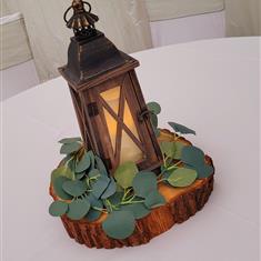 Wooden Lanterns centrepiece 