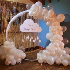 Baby cloud balloon hoop